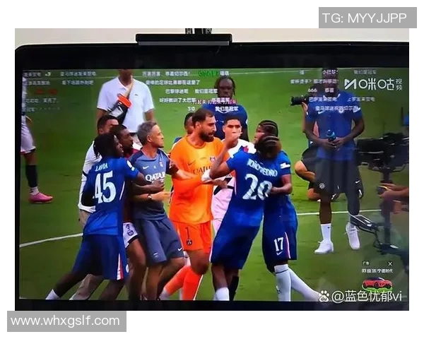 球迷感动足球明星的温暖故事与不凡瞬间展现人性光辉